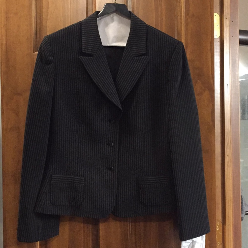 Tahari pinstripe skirt suit